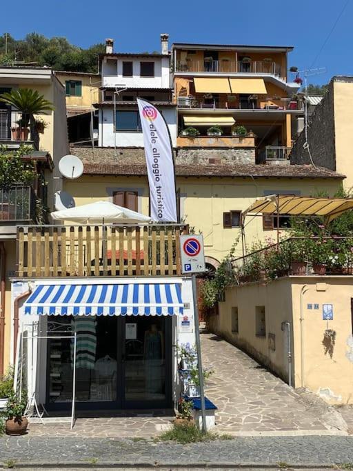 Alele2 Alloggio Turistico Trevignano Romano Exteriör bild
